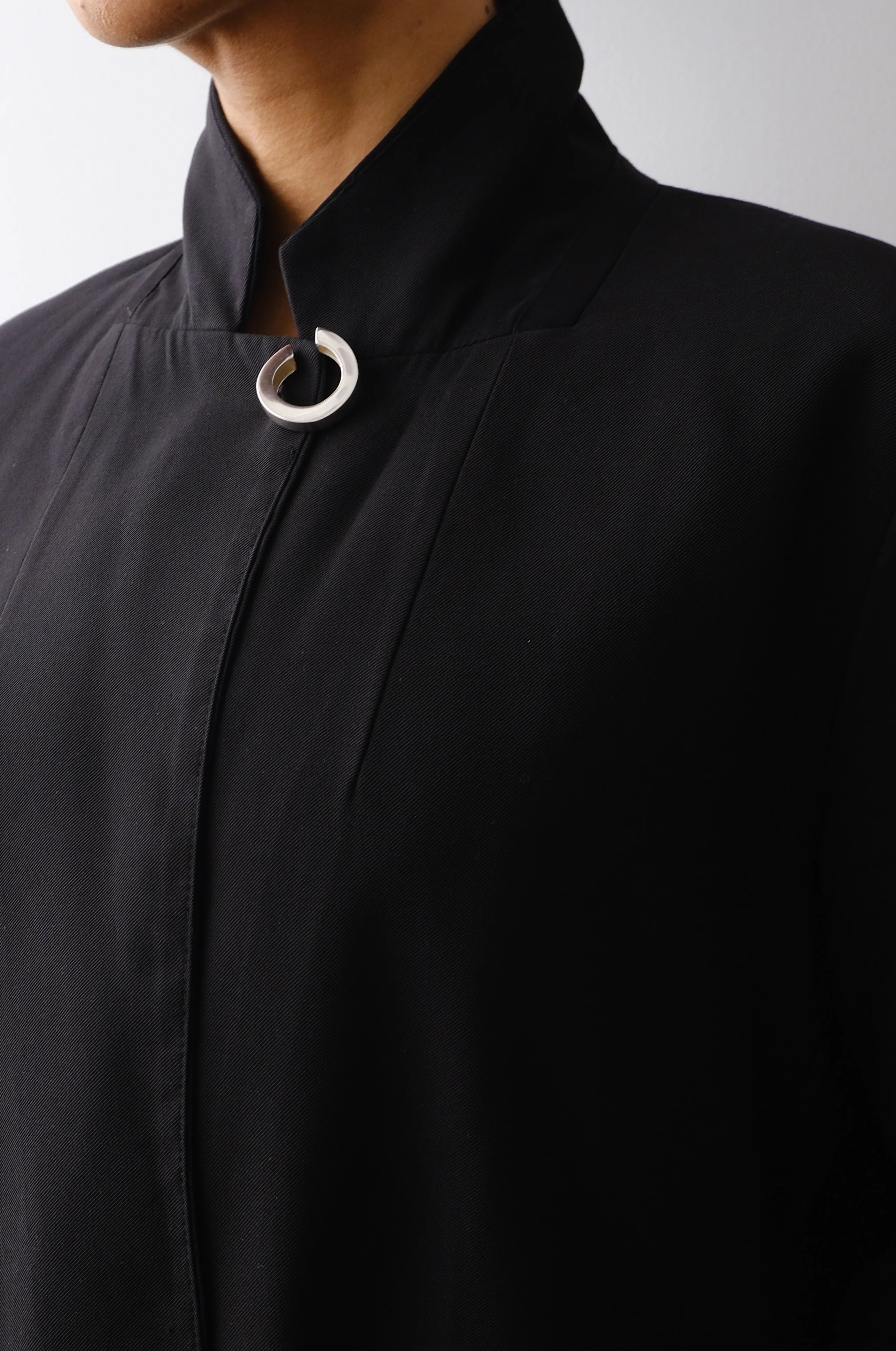 Assimetria Brooch - Image 6