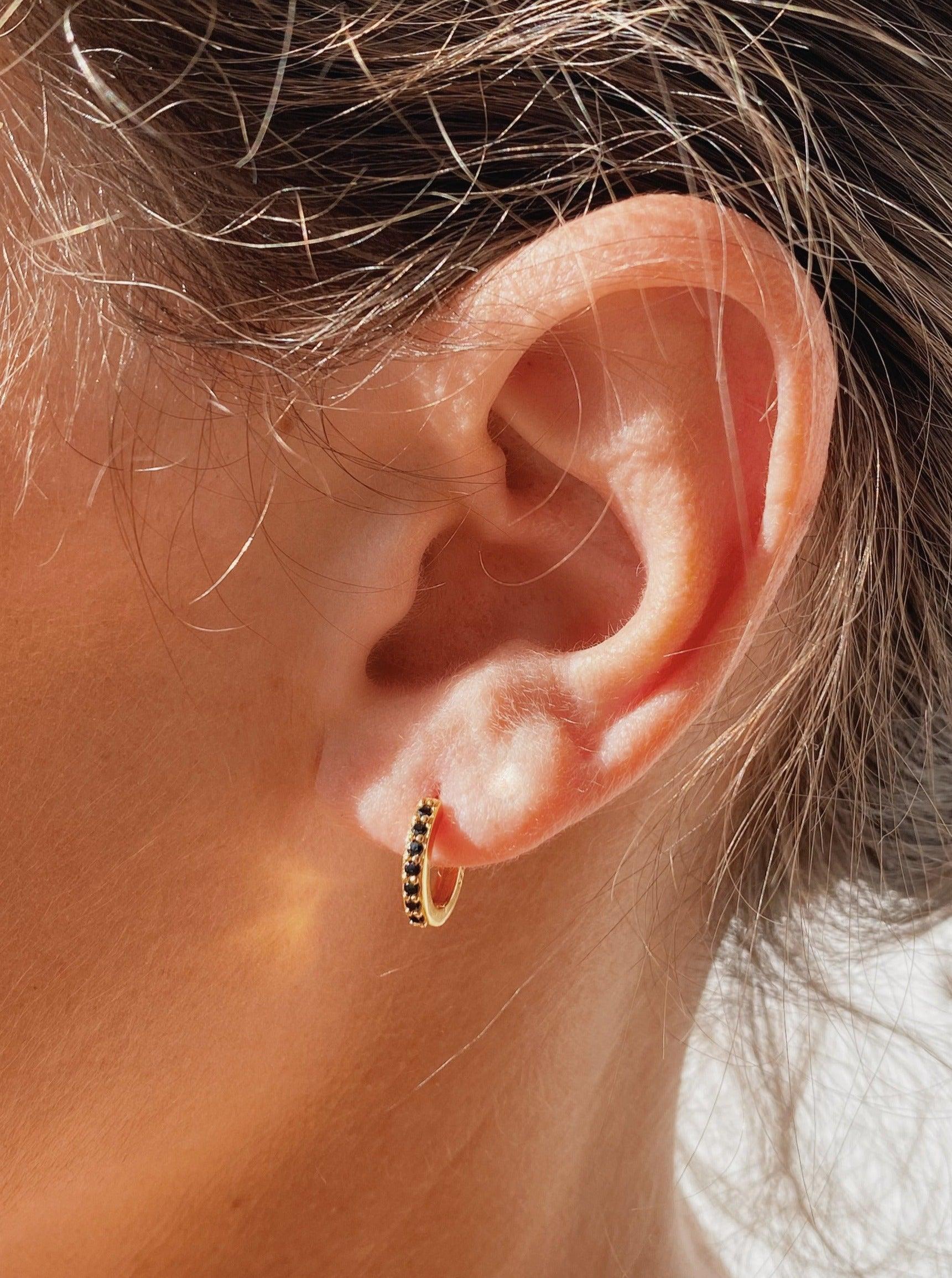 Olivia Hoops - Image 6